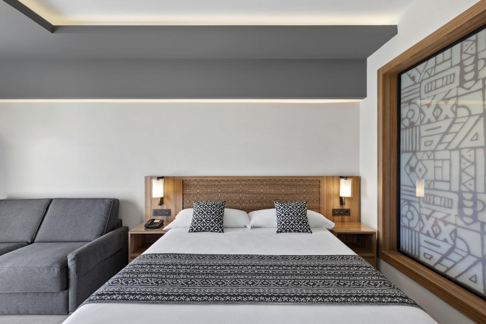 Large Double Room,1629347846:JPEG