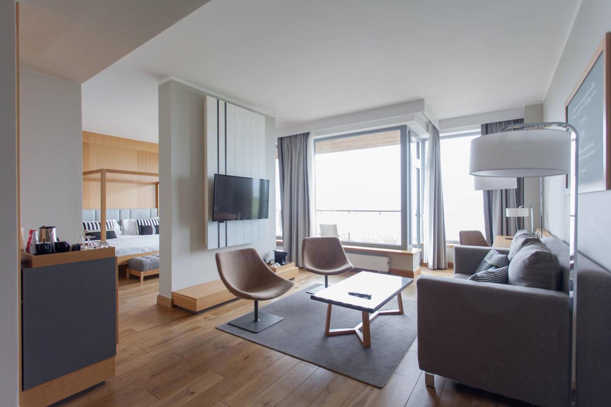 King Suite Sea View