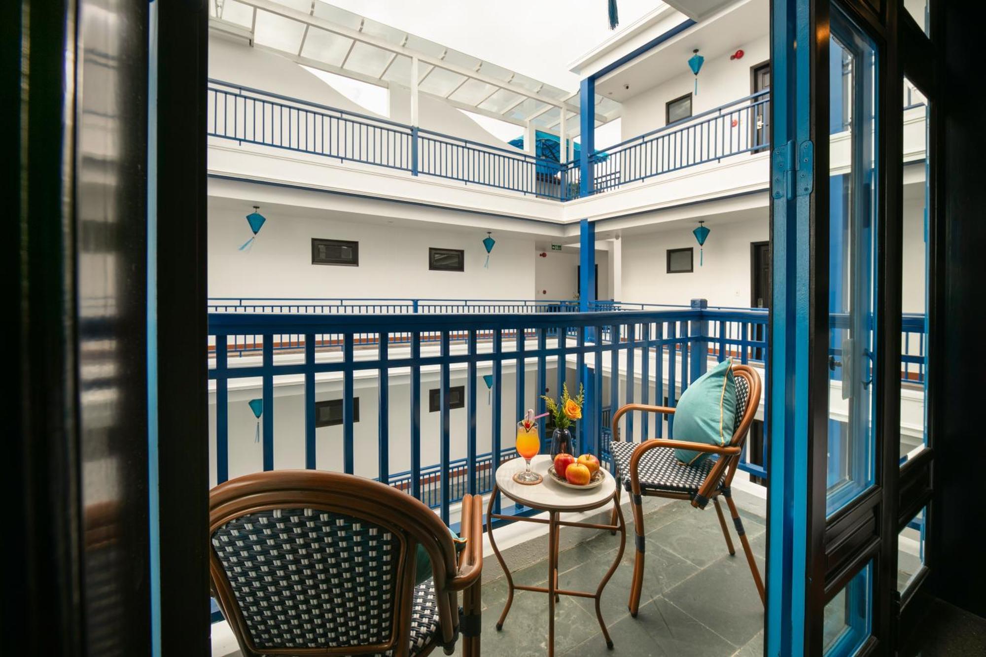 Suite Family Connecting Pool View & Balcony,1634157654:JPEG