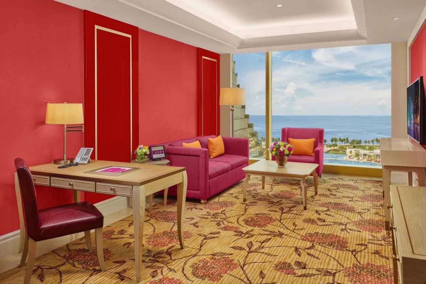 Grand Deluxe Club Room