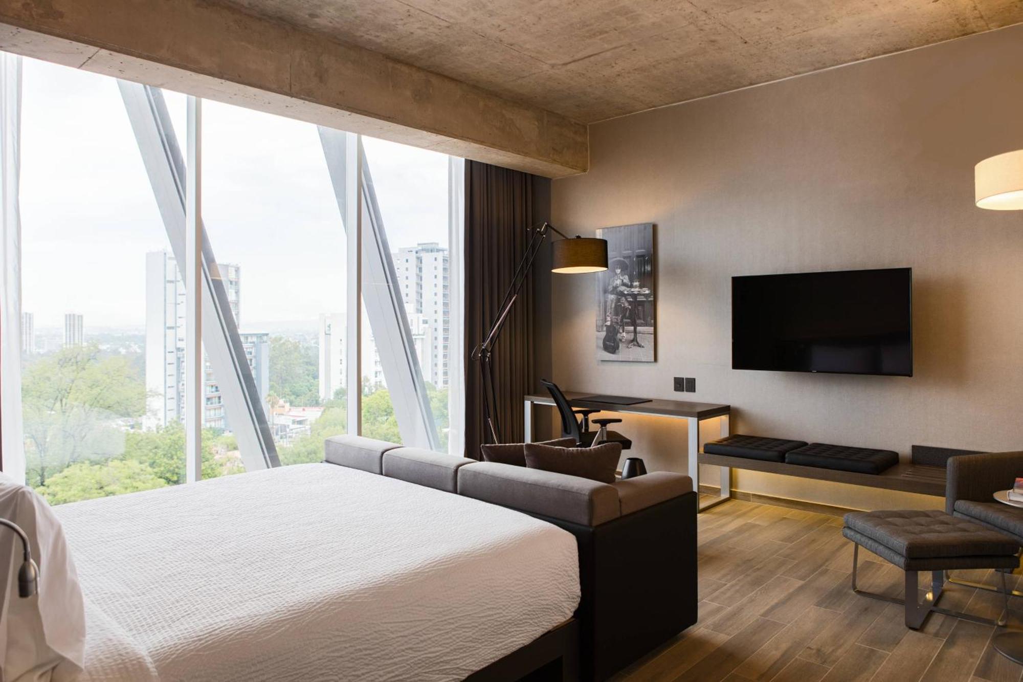 Junior King Suite,1644445320:JPEG