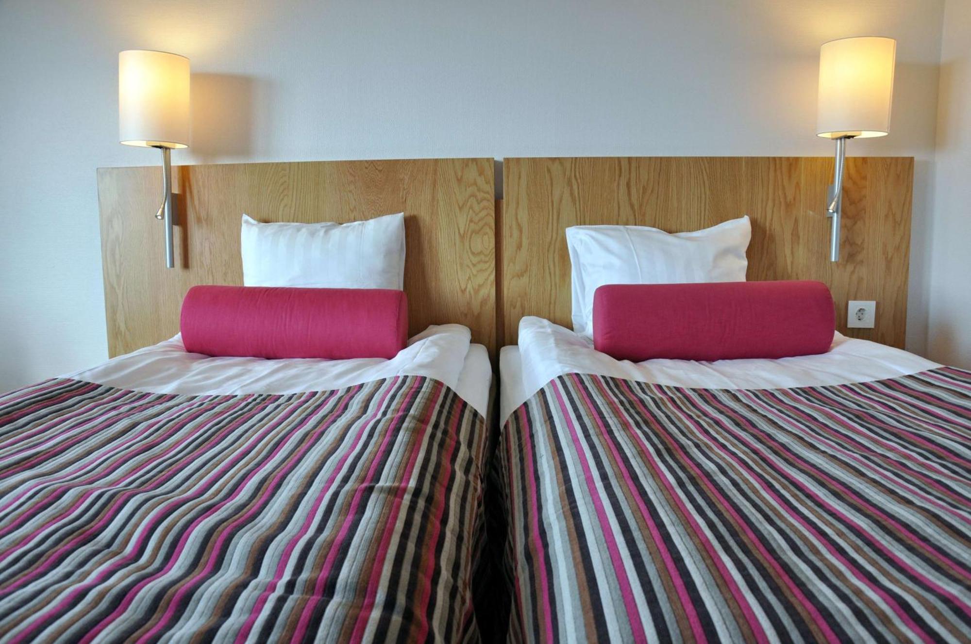 Standard Twin Room,1649883991:JPEG
