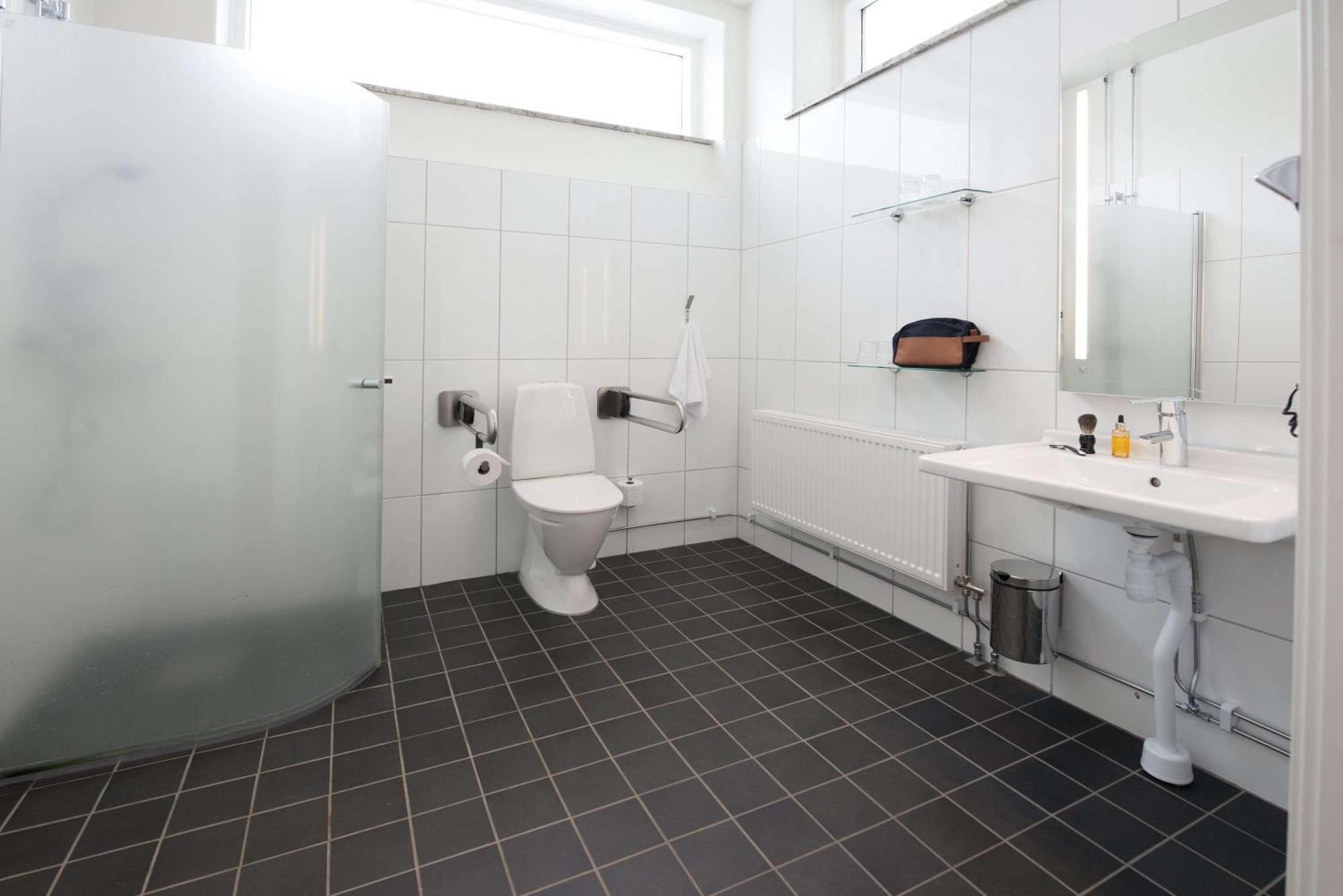 Standard Double Room,1649896636:JPEG