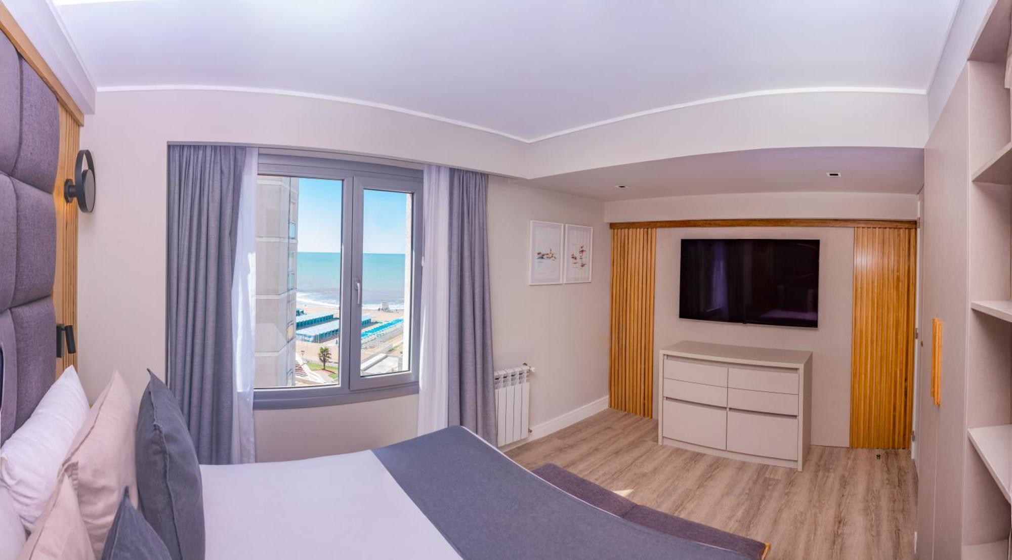 Deluxe Quadruple Room,1658372246:JPEG