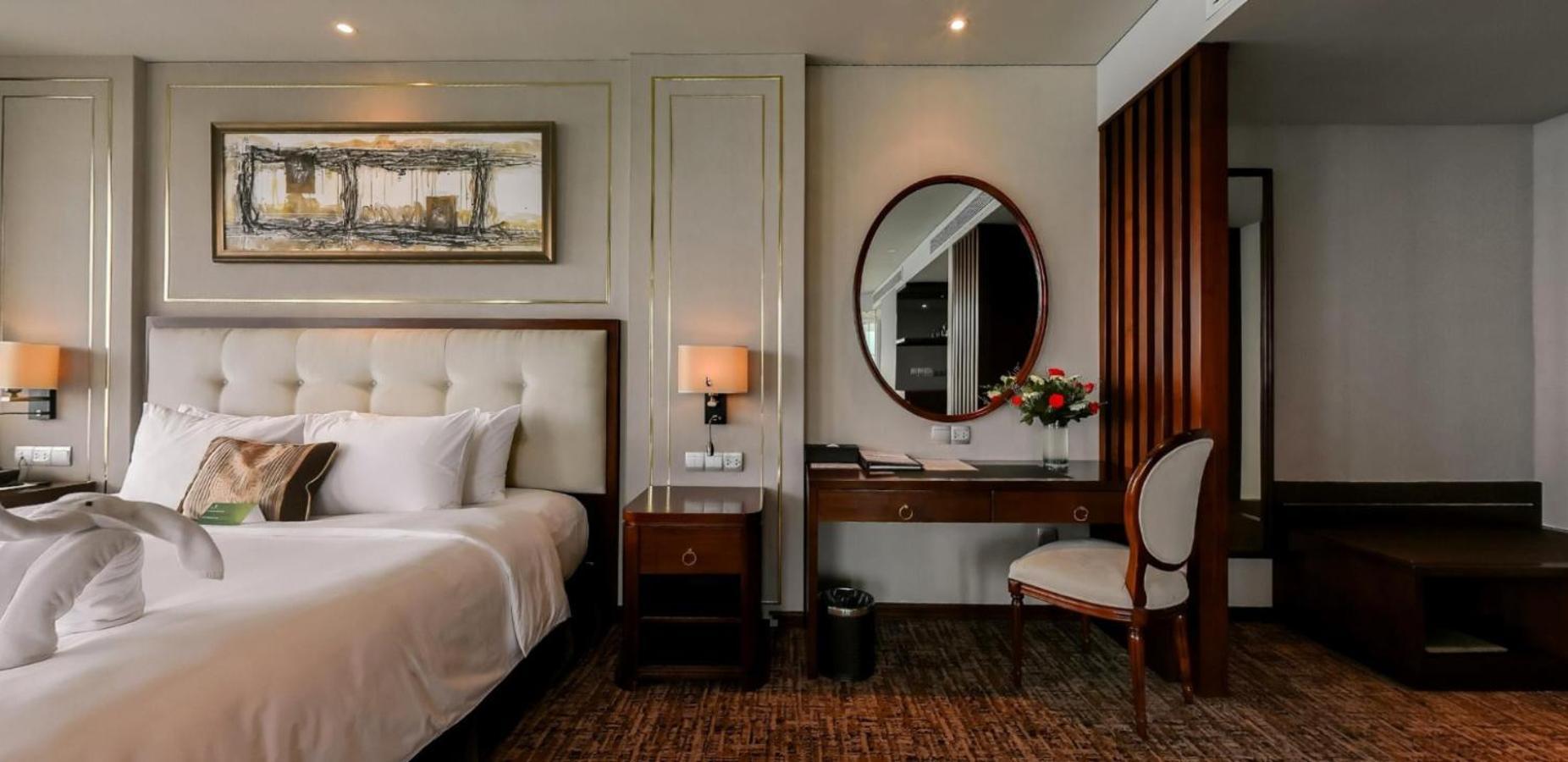 Suite Oceanfront – Sauna & VIP Perks,1675878425:JPEG