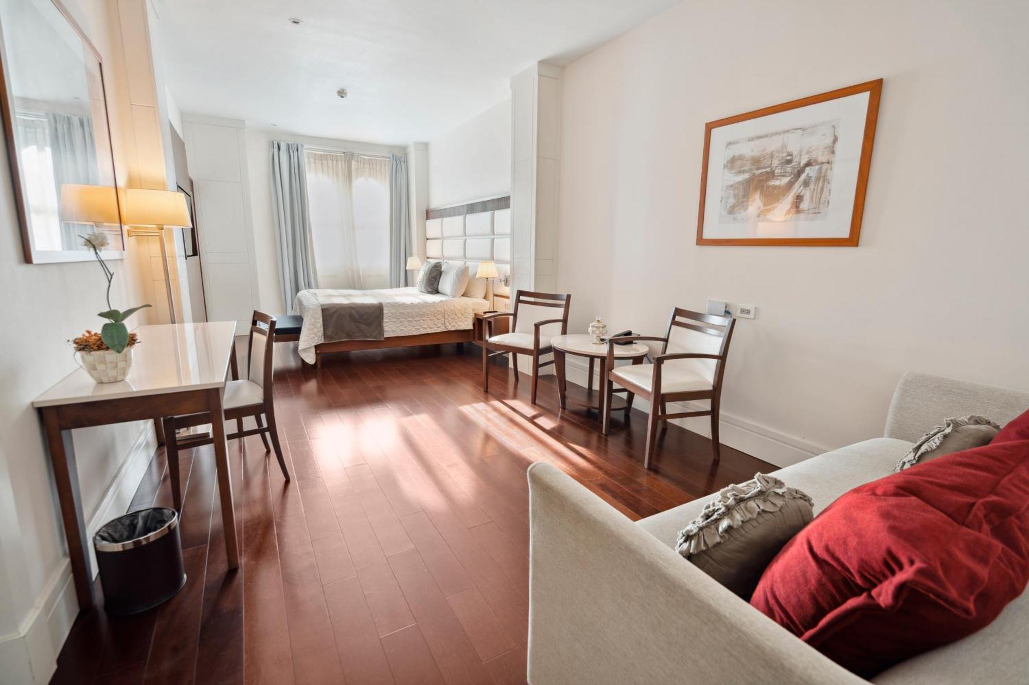 Junior Suite