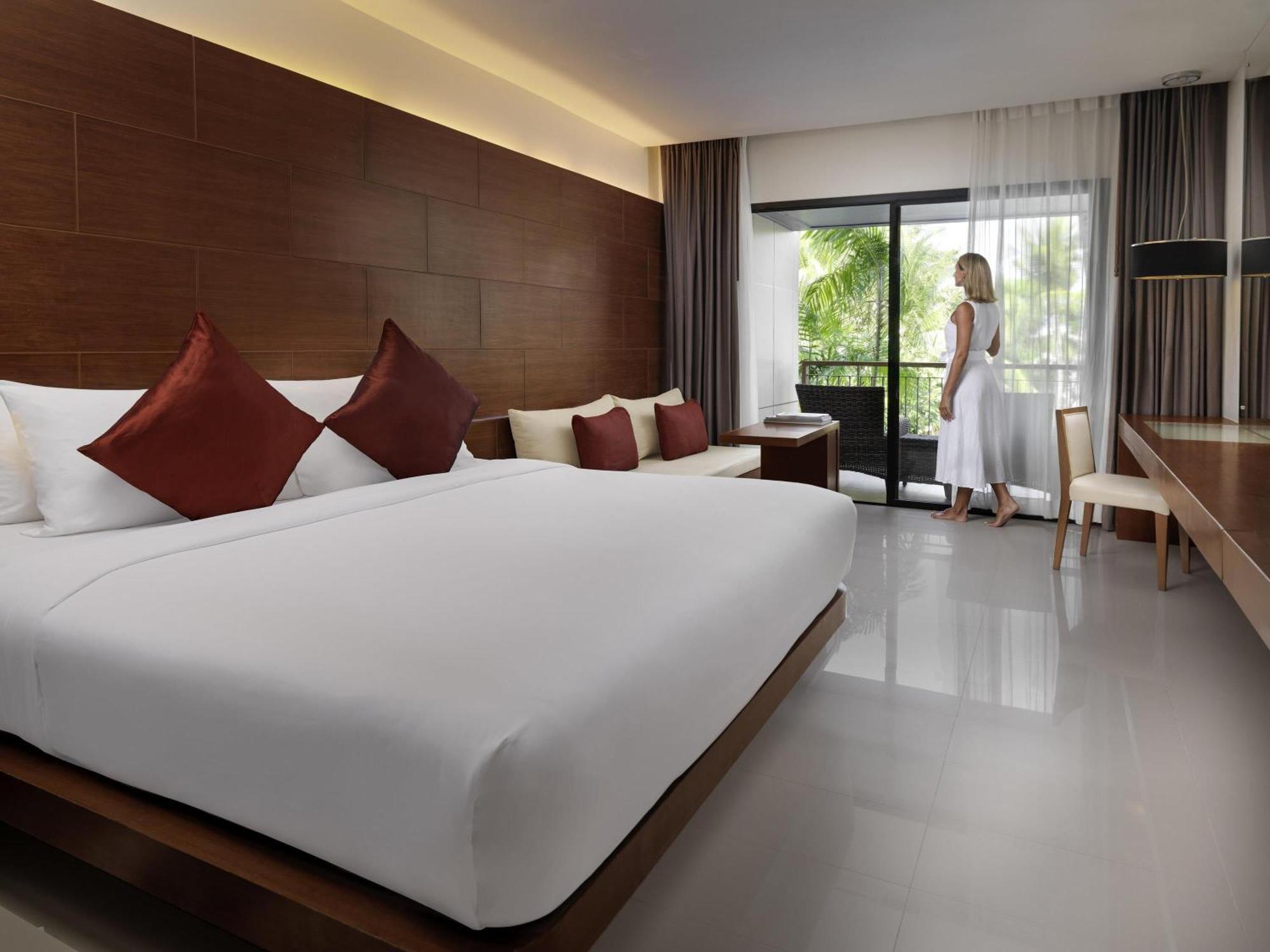 Superior King Room with Pool View and Balcony,1717028831:JPEG