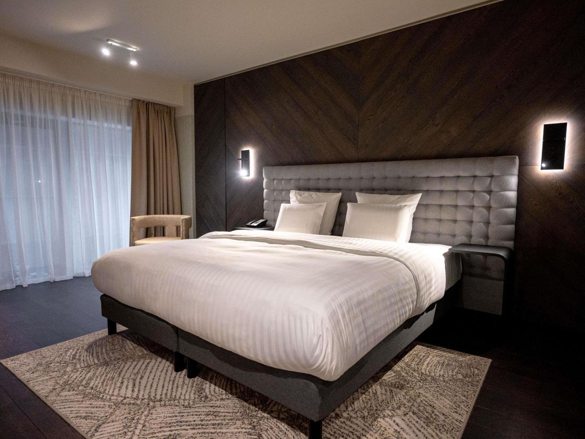 Premium Deluxe Room with Park View