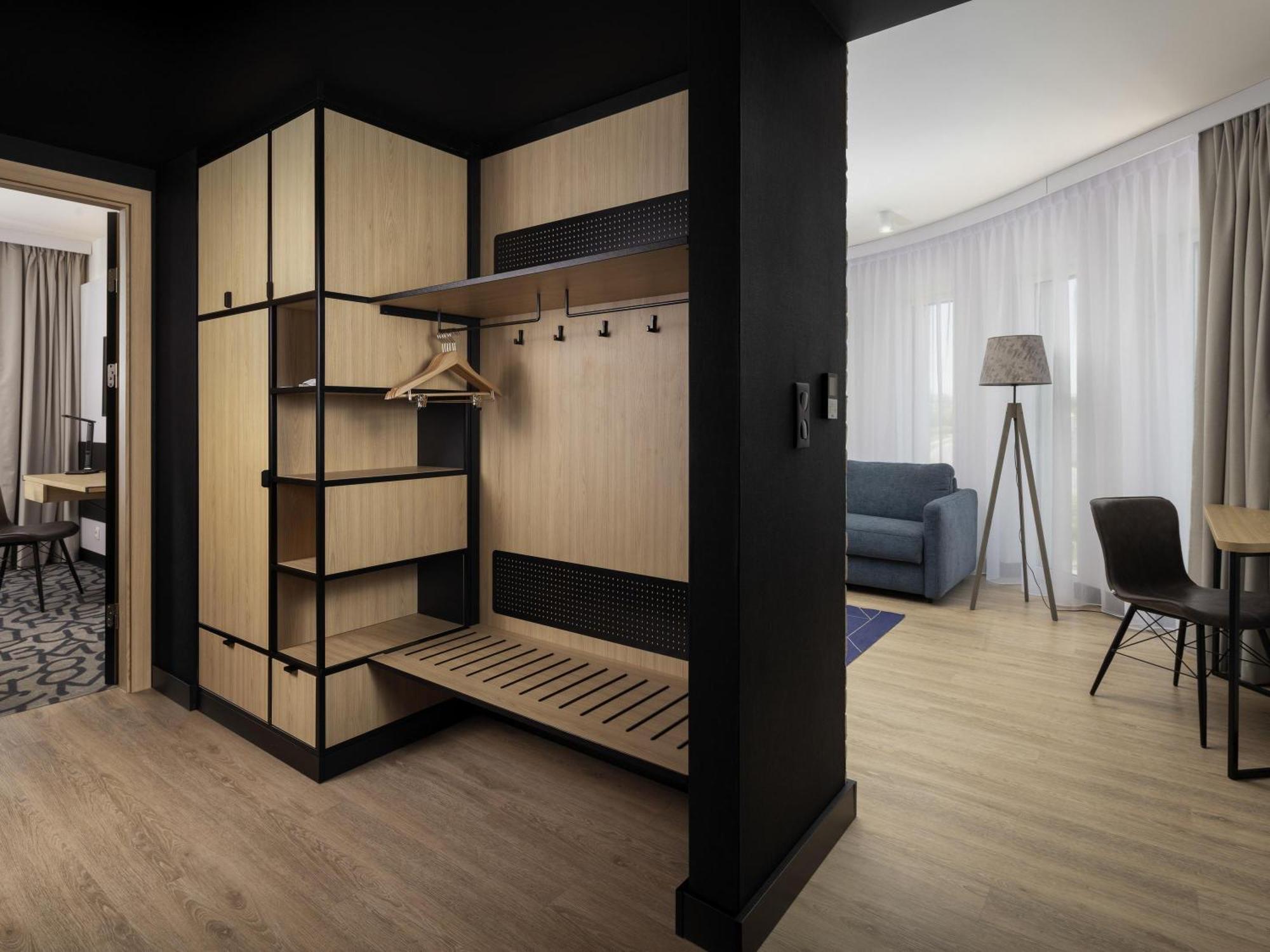 Apartamento de 1 Quarto Grande