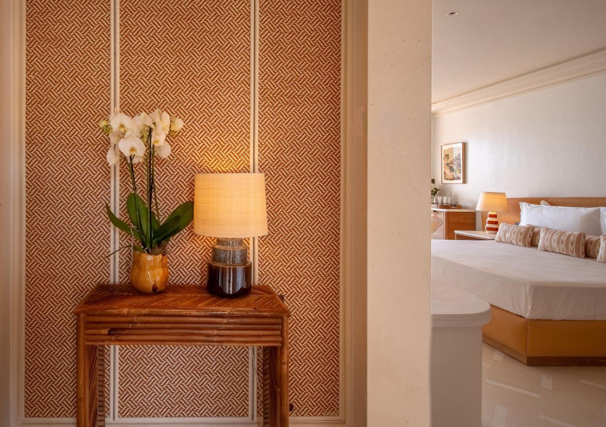 Mandarin Sea View Room,1744076105:JPEG