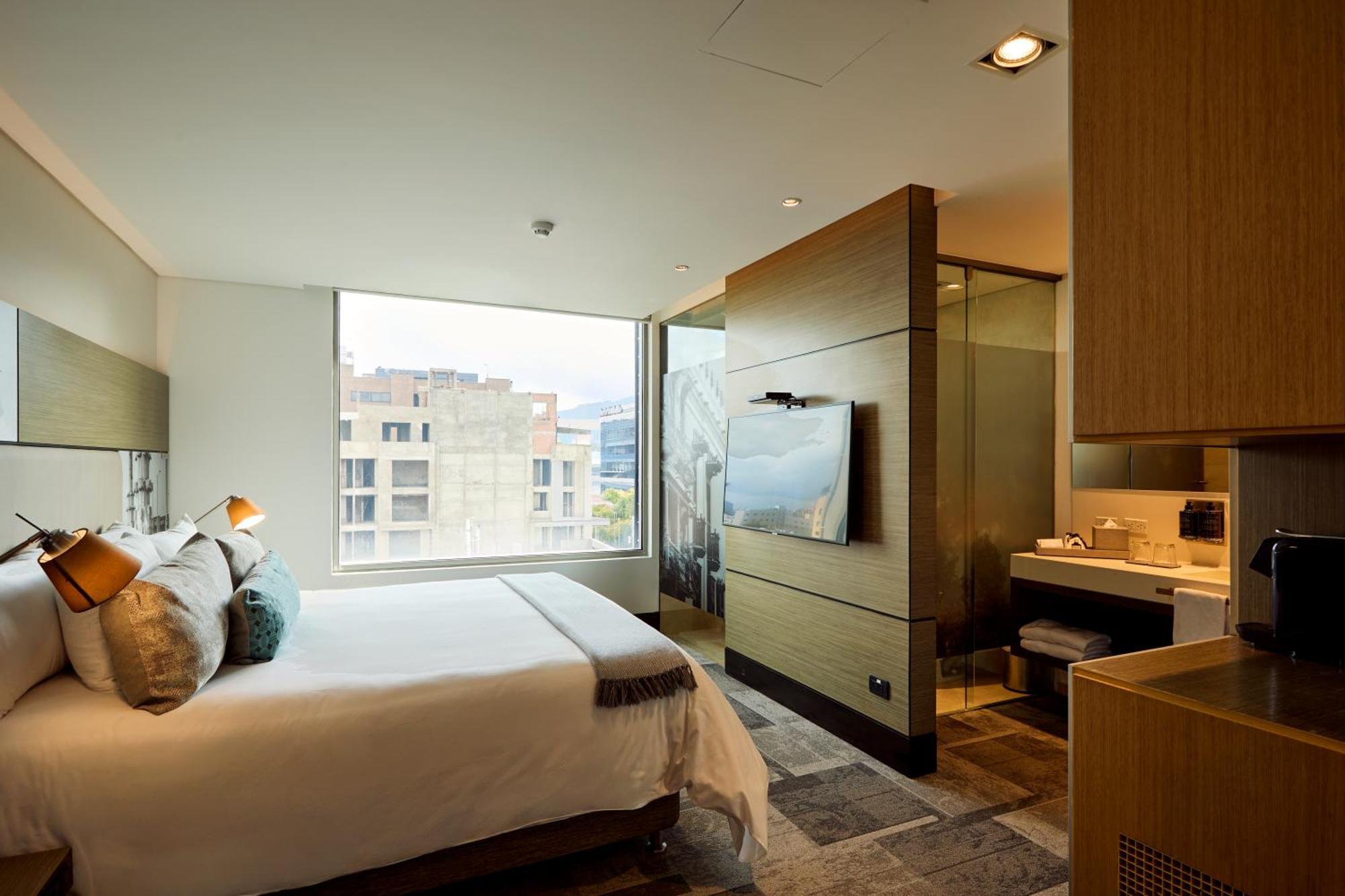 Double Room,1746934832:JPEG