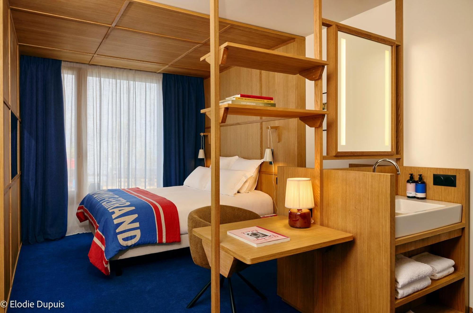 Standard Double Room,1747526086:JPEG