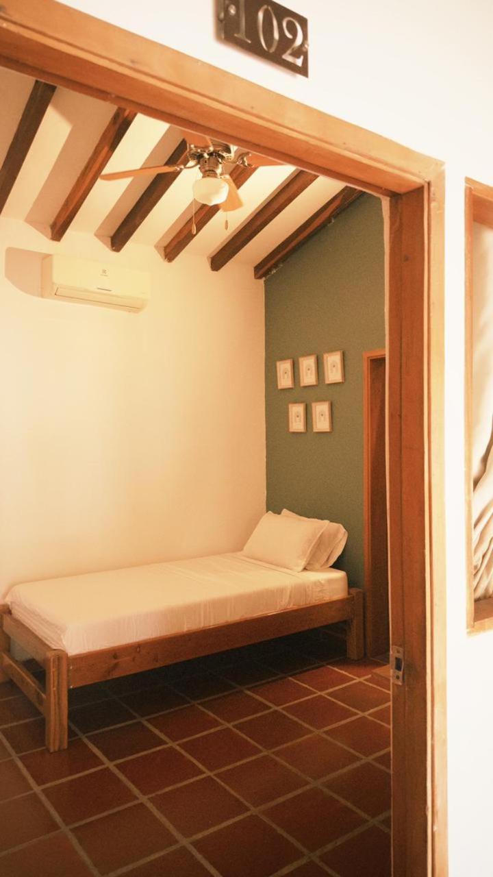 Standard Single Room,1747723740:JPEG