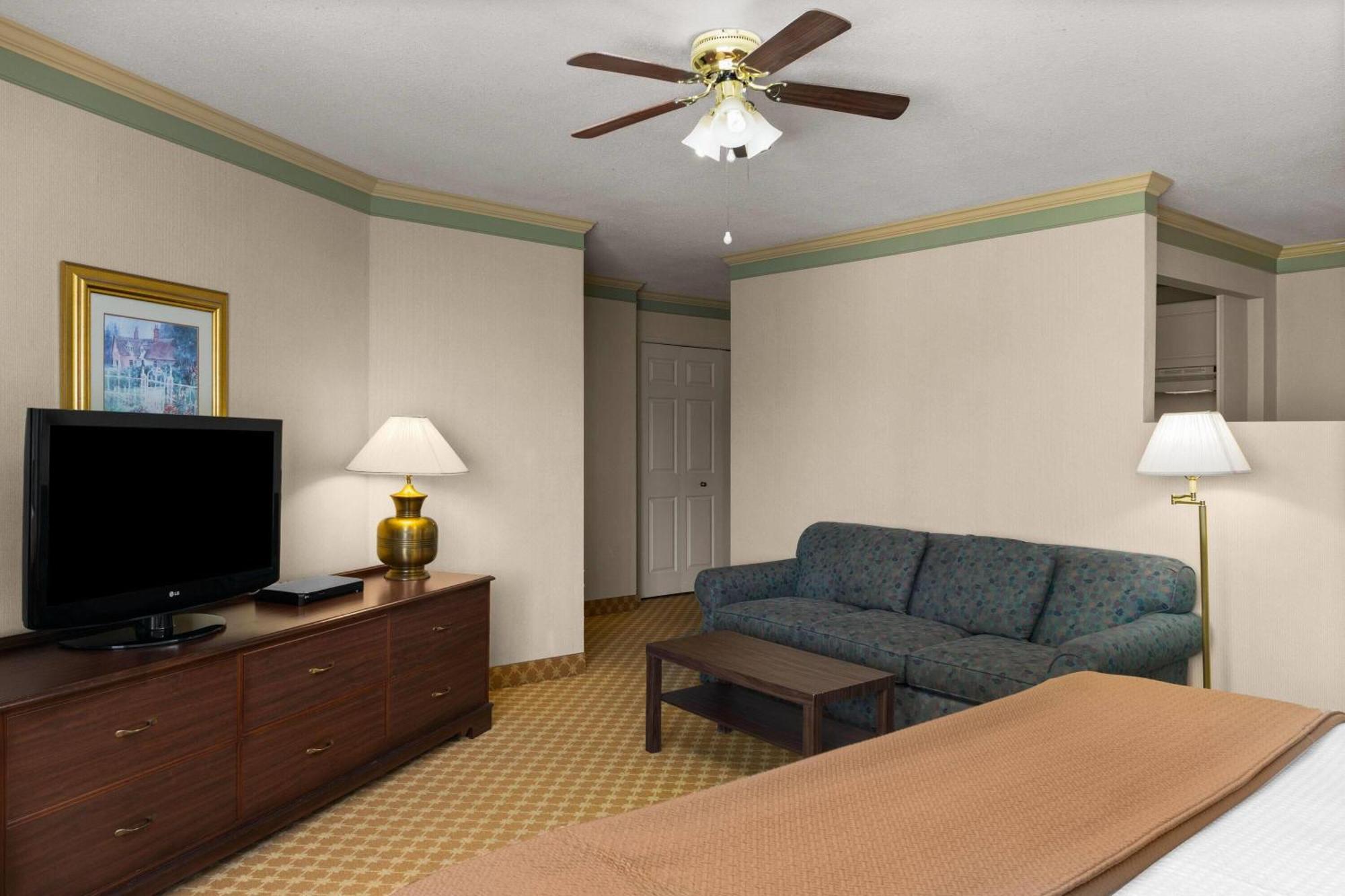 King Studio Suite Non-Smoking