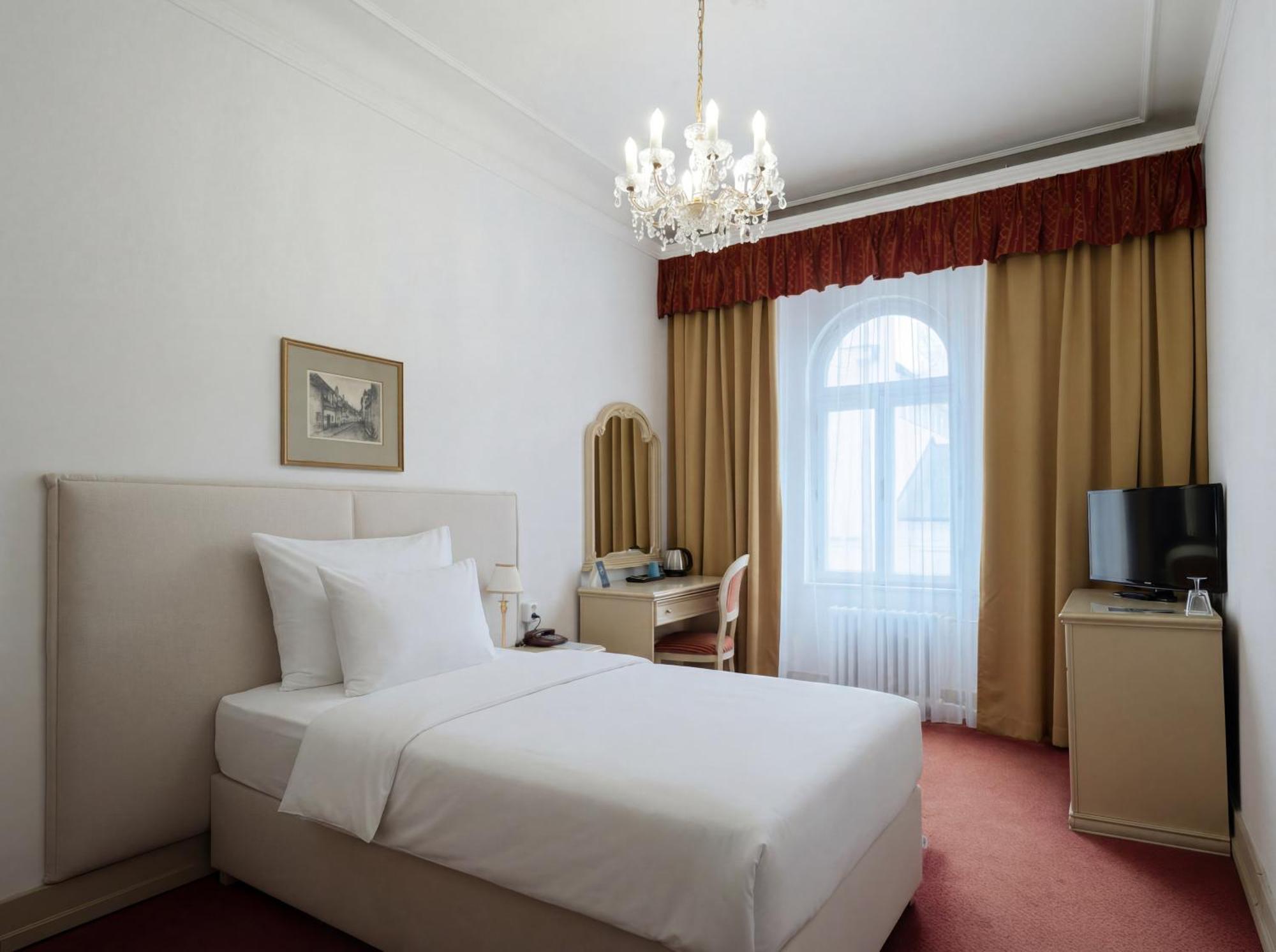 Superior Single Room