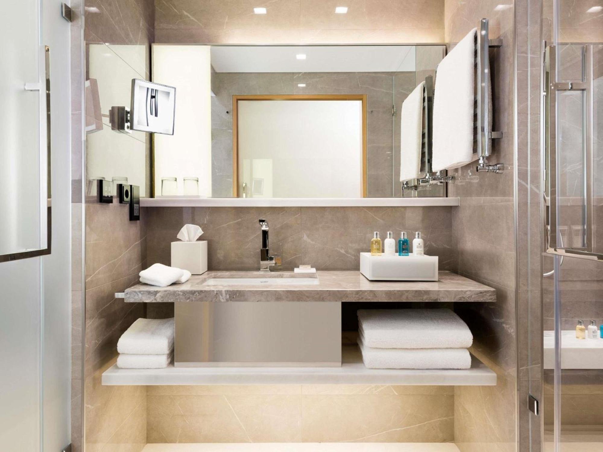 Quarto Superior Executivo com 2 Camas de Solteiro
