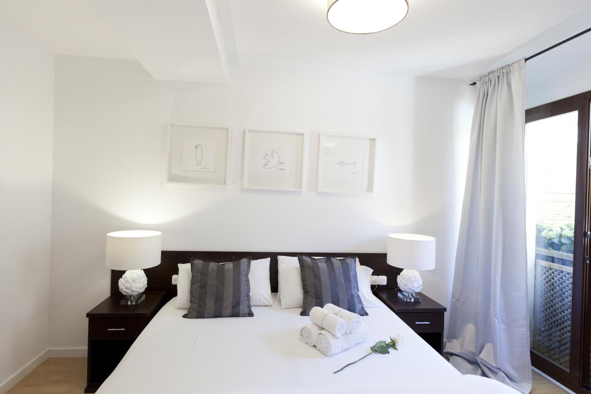 Two-Bedroom Apartment Terrace,305224590:JPEG