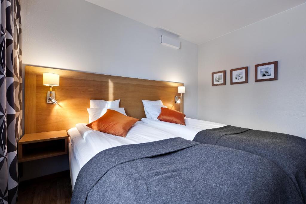 Standard Double Room,285534921:JPEG