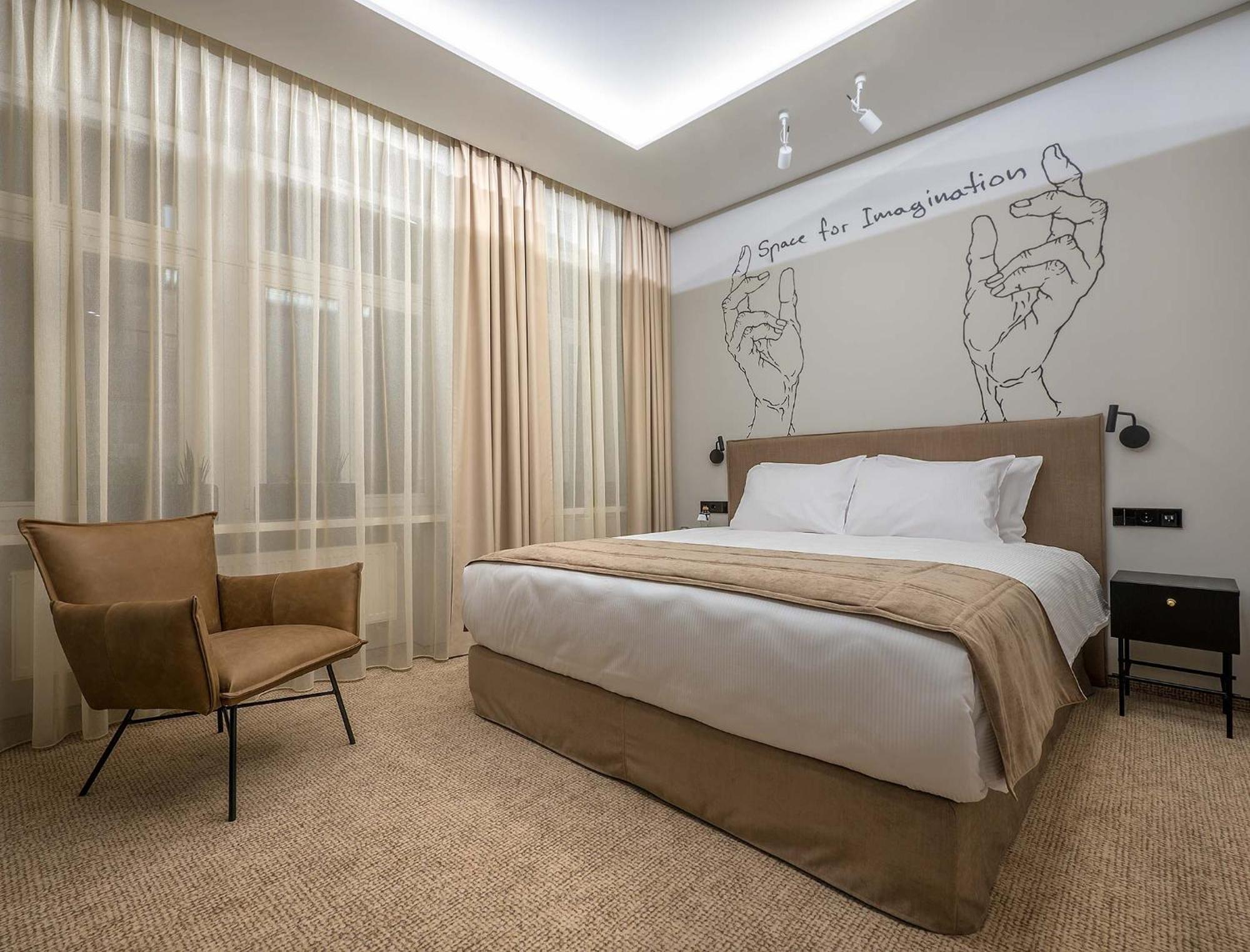 Standard Room,713208781:JPEG
