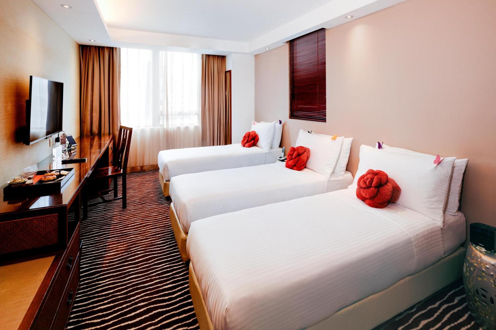 Triple Room,682880937:JPEG