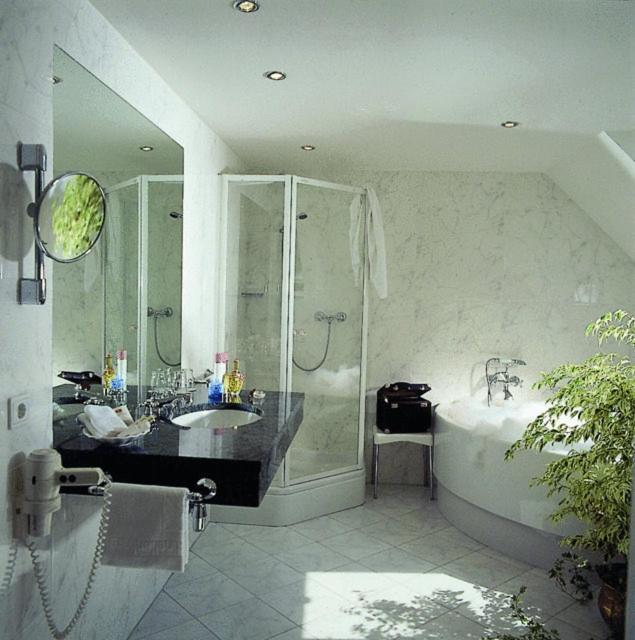 Large Double Room,1580471397:JPEG