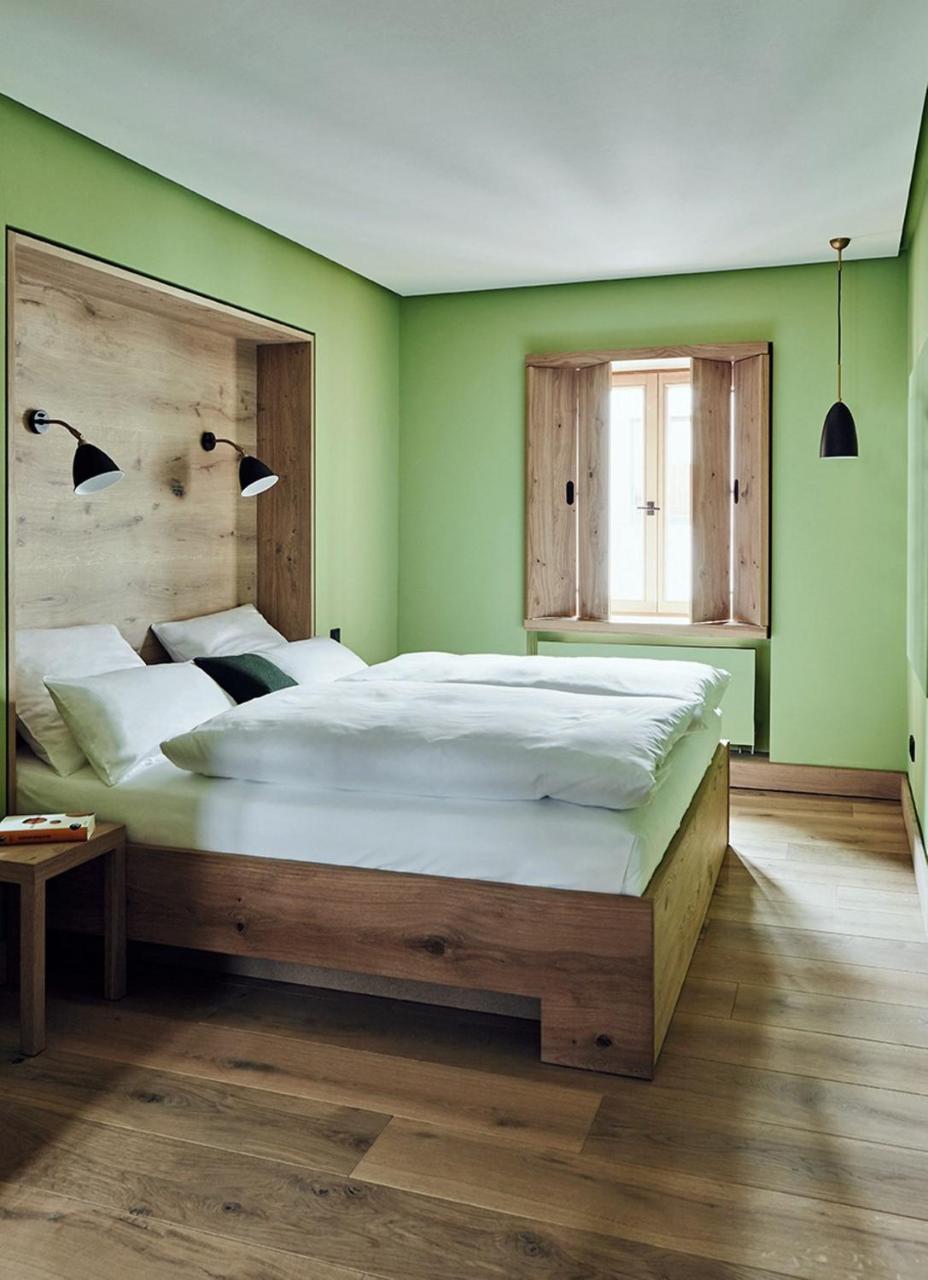Classic Double Room,1628647726:JPEG