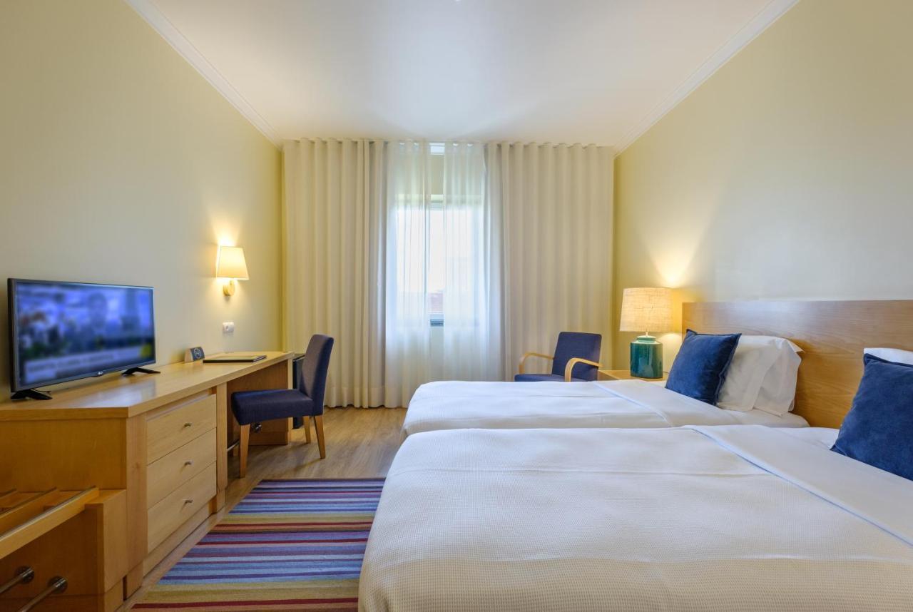 Single Room,757847077:JPEG