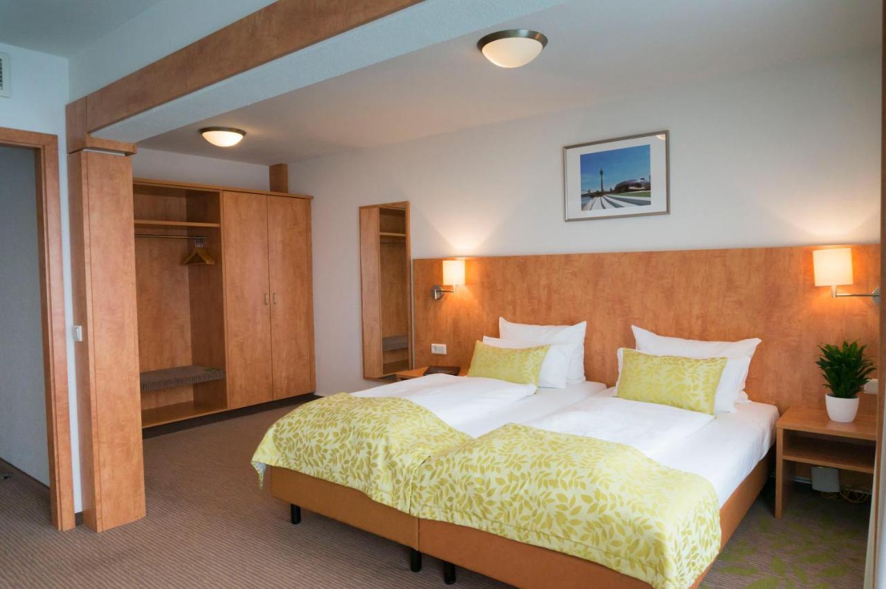 Deluxe Triple Room,762975505:JPEG