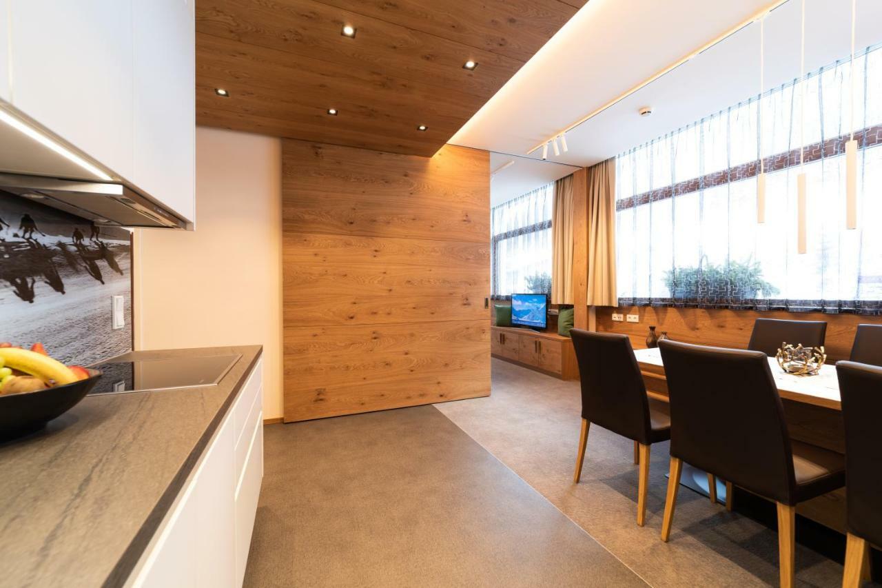 Three-Bedroom Apartment,779506224:JPEG