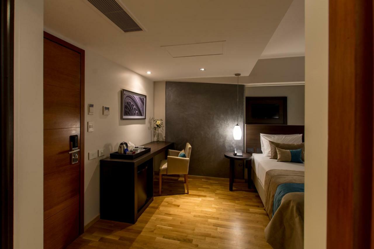 Standard Double Room,659609397:JPEG
