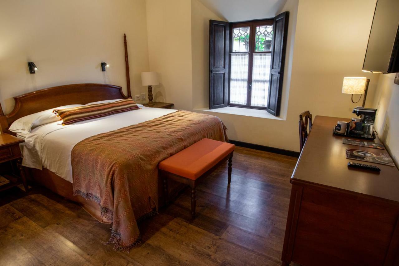 Deluxe King Room,1553486641:JPEG