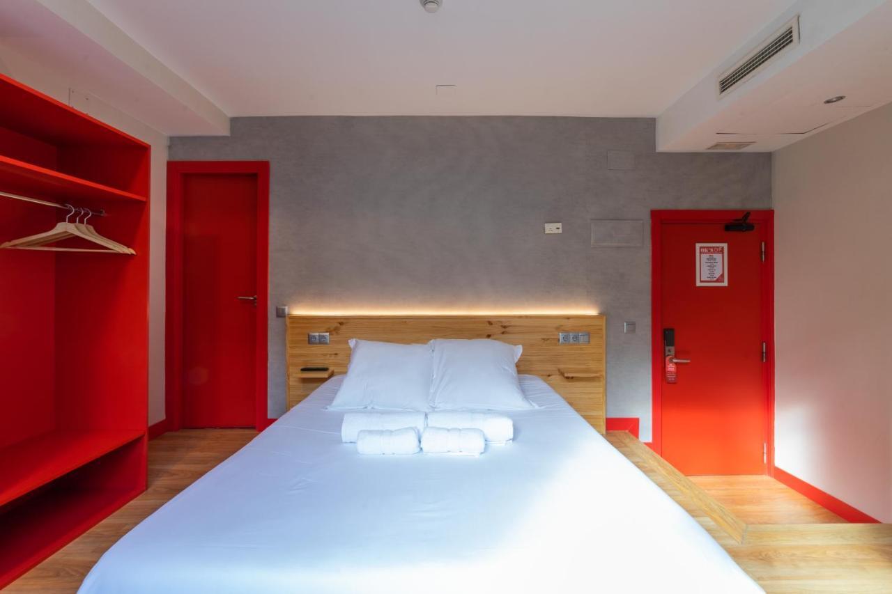 Deluxe Room,960235372:JPEG