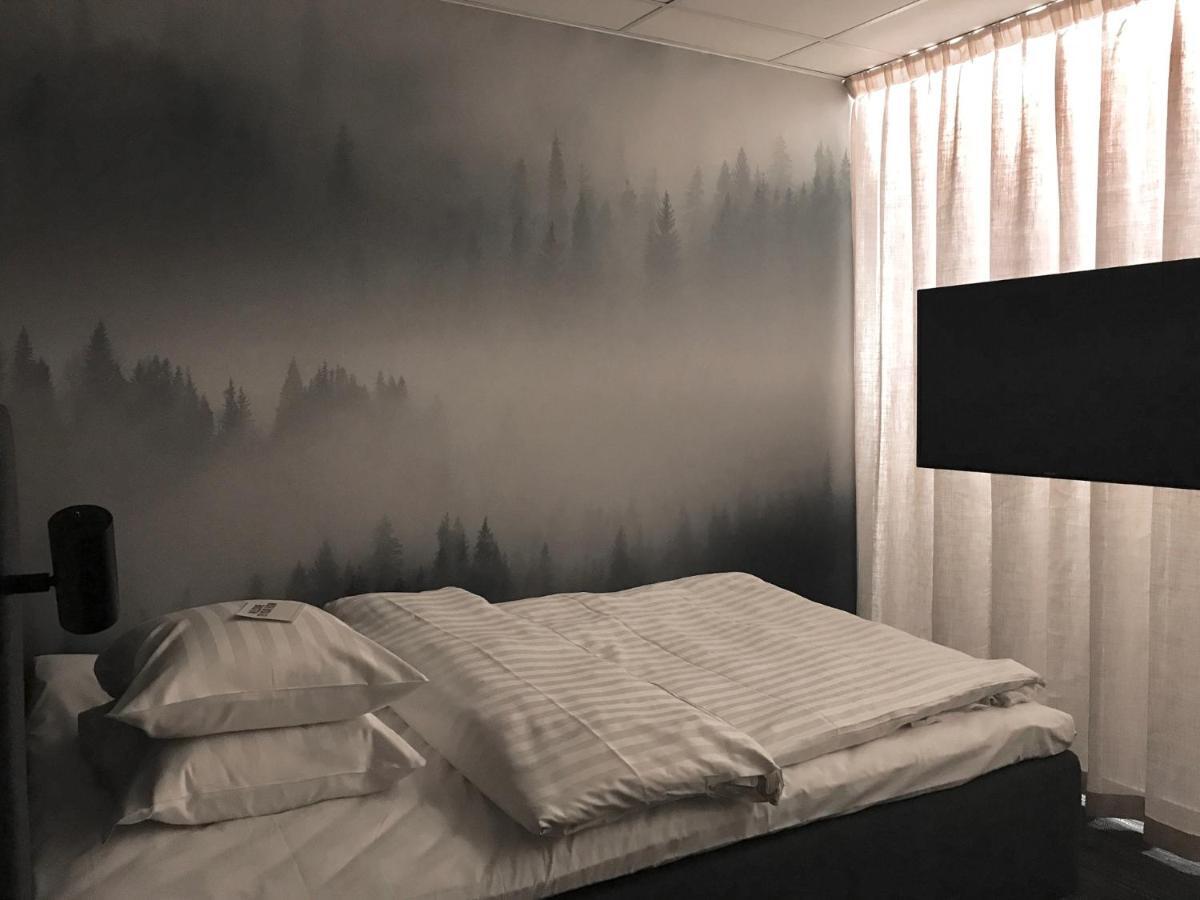 Single Room without Window,965896300:JPEG