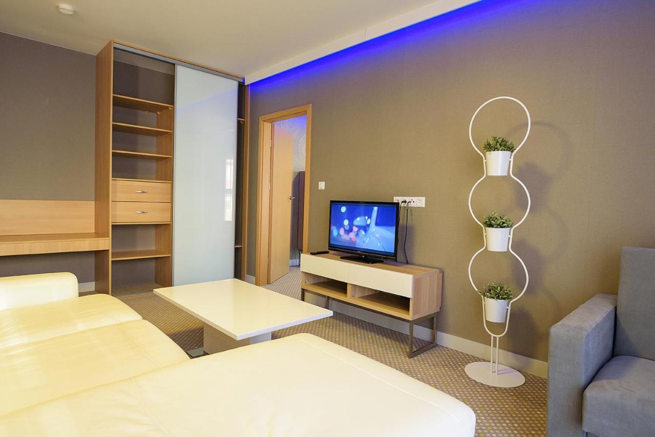 Deluxe Junior Suite
