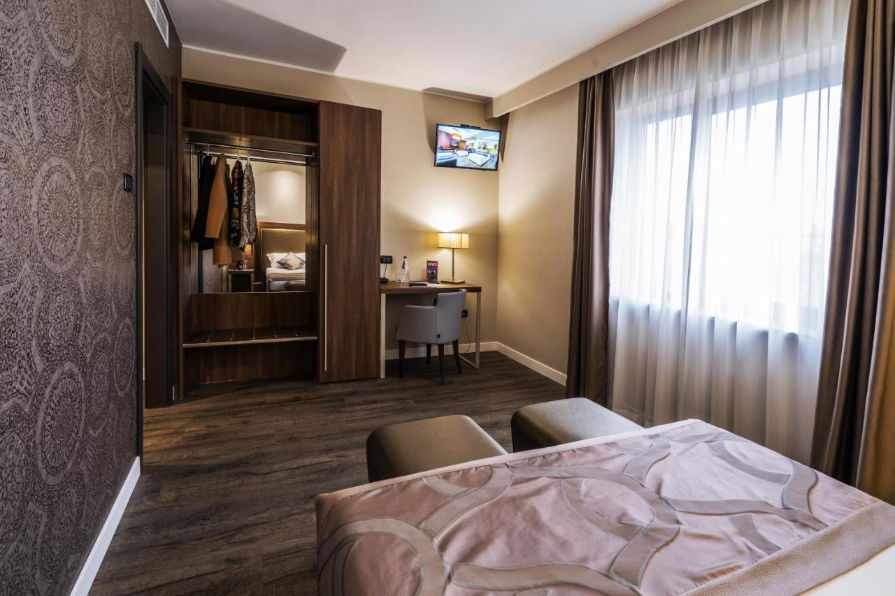 Classic Double or Twin Room,1274734426:JPEG
