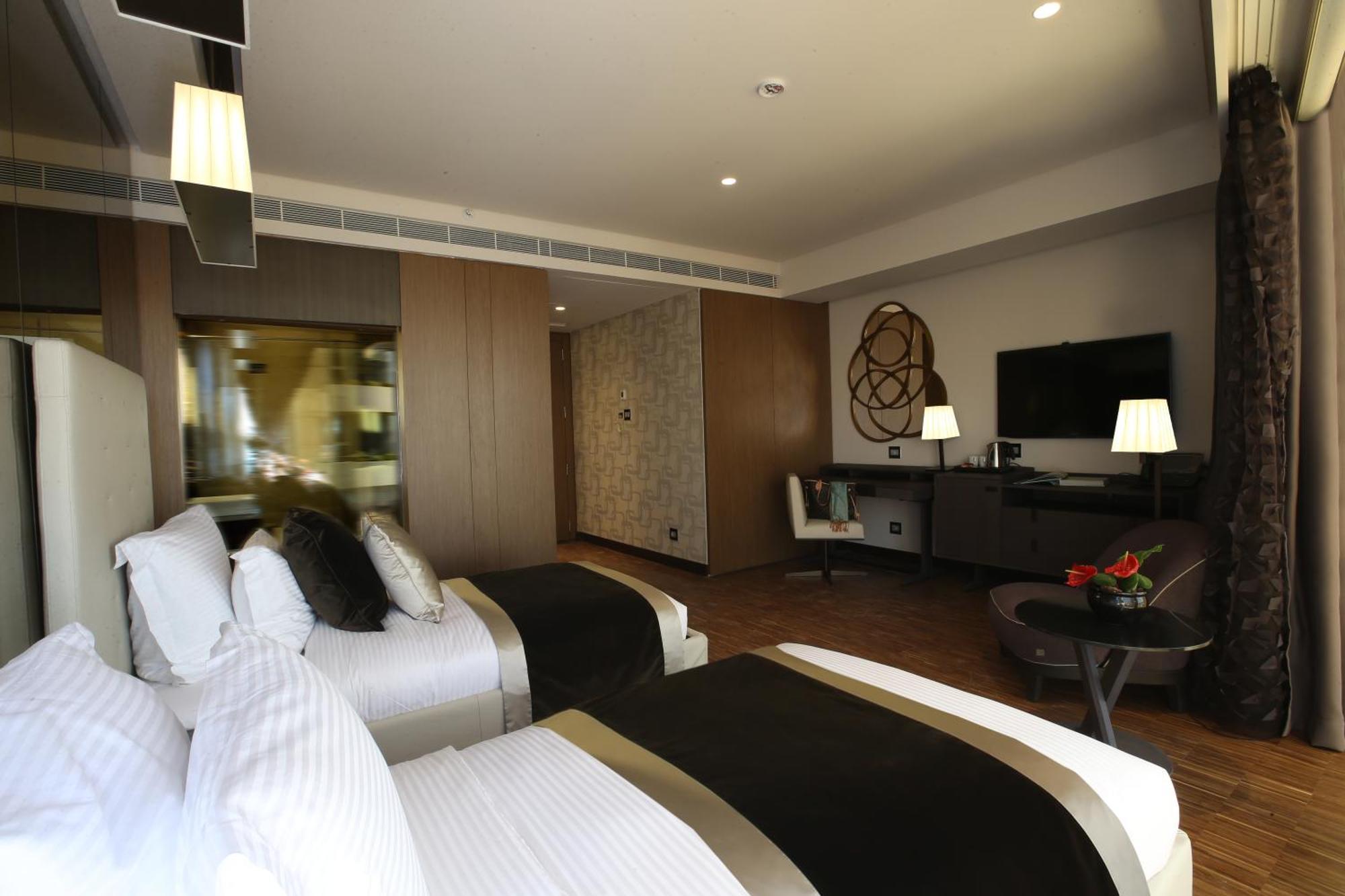 2 Bedroom Noble Family Sea View Suite,736298788:JPEG