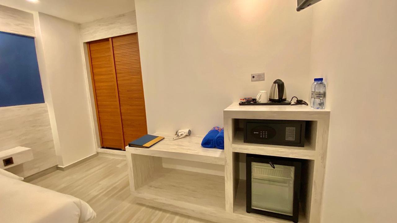 Standard Double Room Excludes Window Access,979819489:JPEG