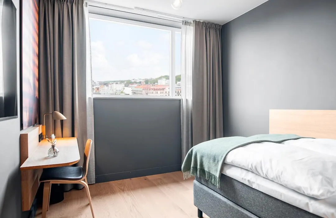 Clarion Hotel Sea U-1