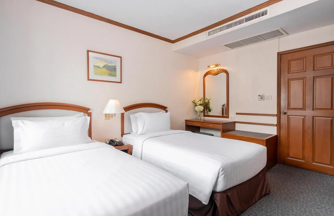 Grand Diamond Suites Hotel-1