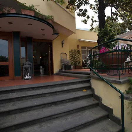 Hotel Villa Serena-2