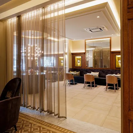 Hotel Royal-2