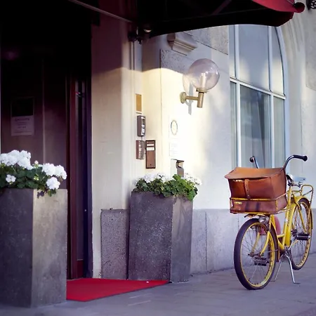 Home Hotel Post-2