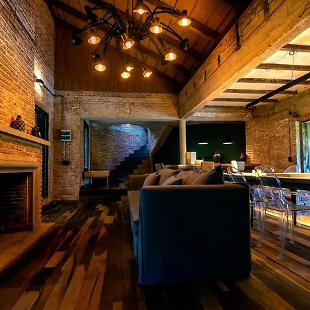 Be House Suites & Spa-3