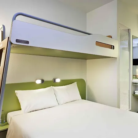 Ibis Budget Málaga Centro-2