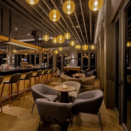 Prince Hotel Da Nang-2