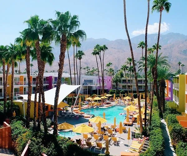 Luxury Hotels in Palm Springs